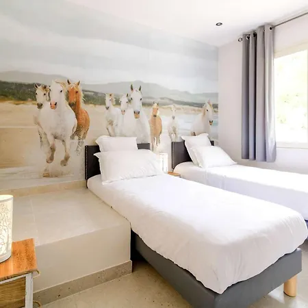 Villa Select'sohome - Avec Piscine, Et Babyfoot Pour 10 Personnes A Proximite De La D'aiguebelle ! - 5 Etoiles - Mandariniers Le Lavandou